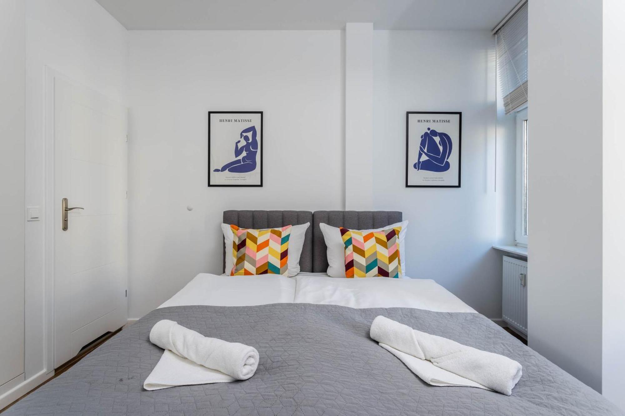 Przytulne I Komfortowe Studia Very Berry W Poznaniu By Noclegi Renters Bagian luar foto