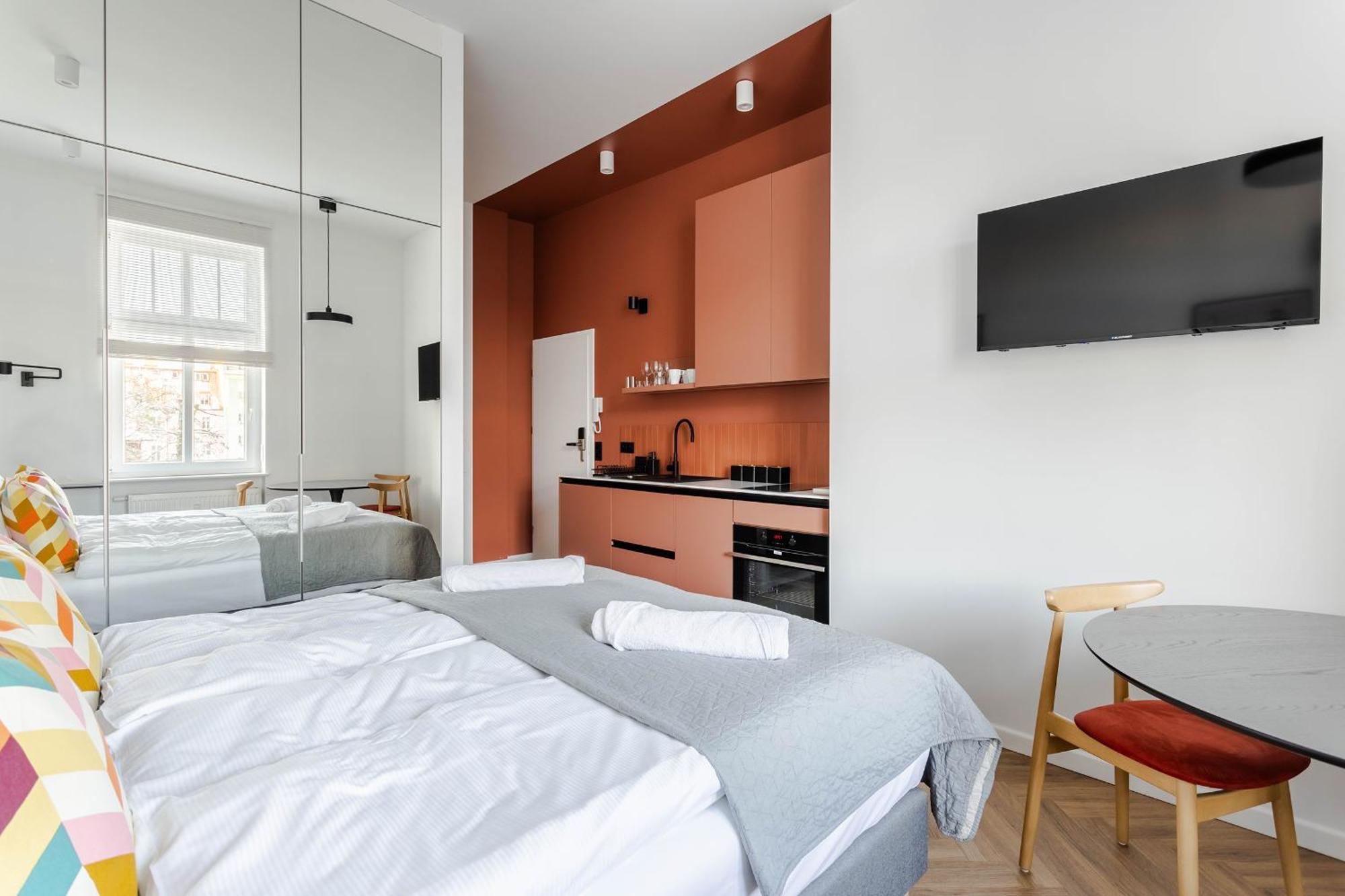 Przytulne I Komfortowe Studia Very Berry W Poznaniu By Noclegi Renters Bagian luar foto
