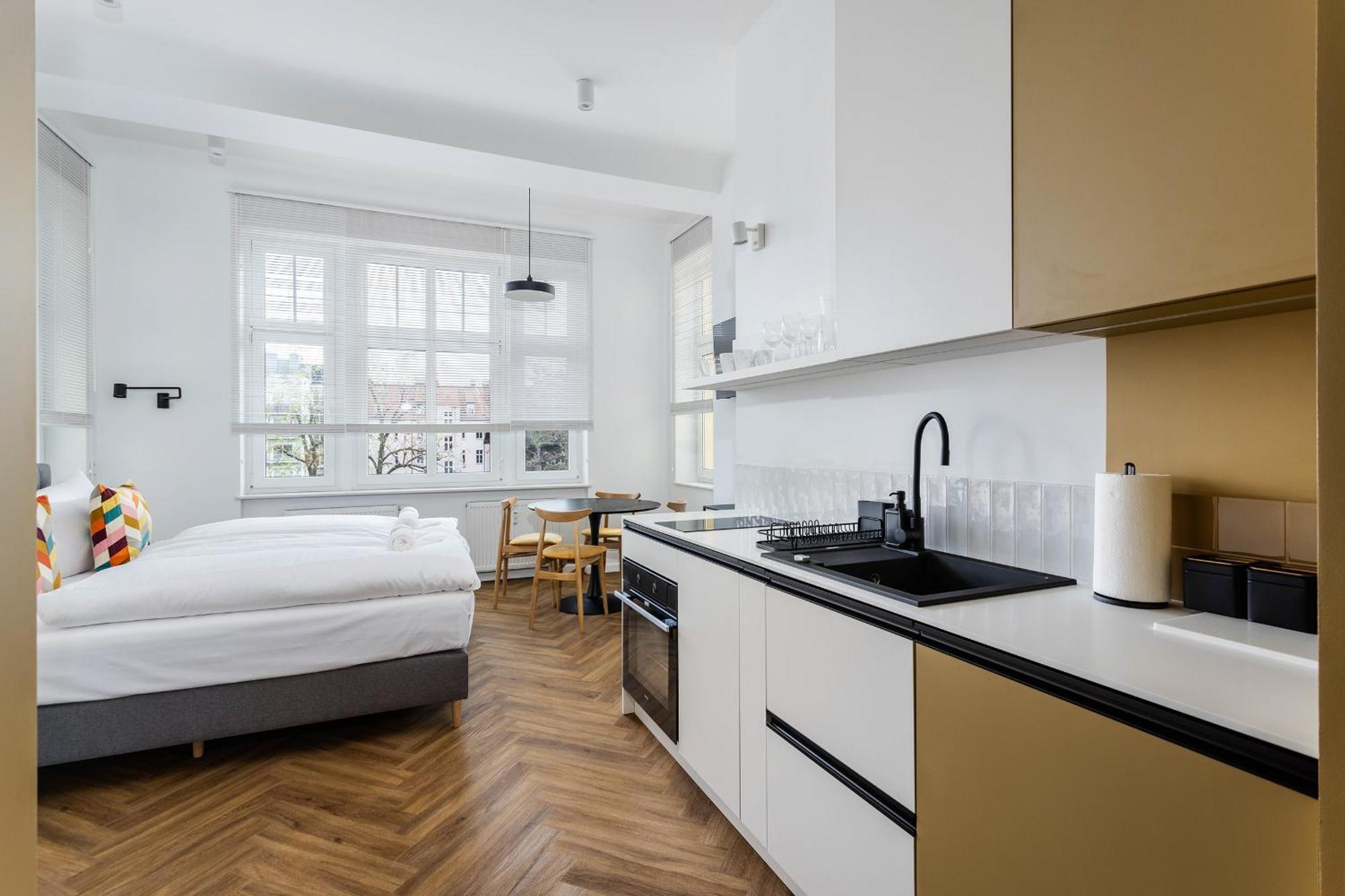 Przytulne I Komfortowe Studia Very Berry W Poznaniu By Noclegi Renters Bagian luar foto