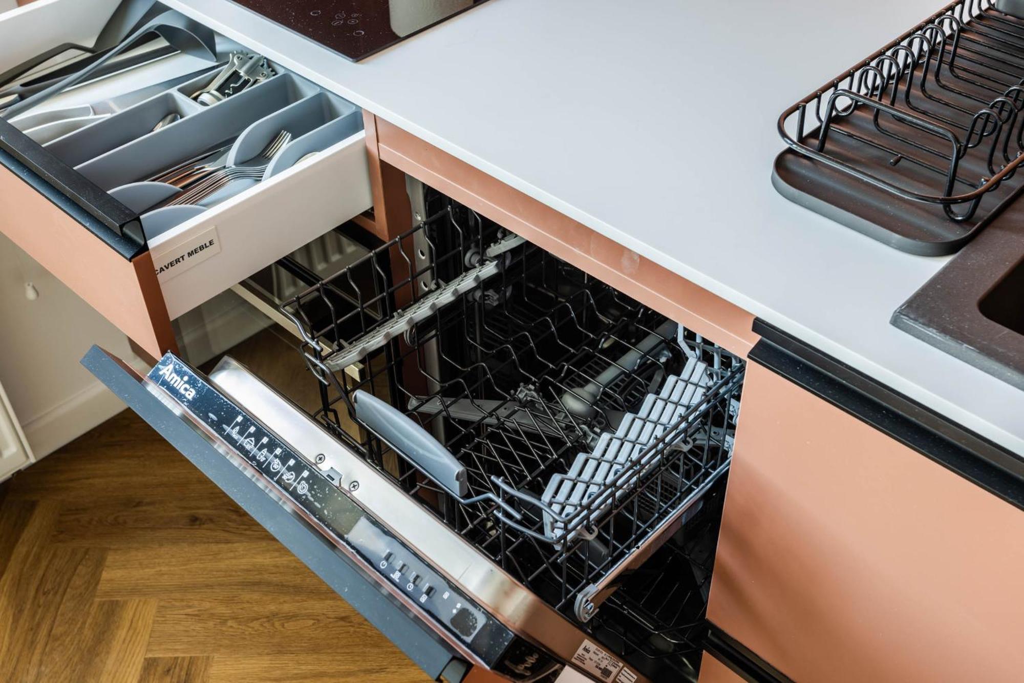 Przytulne I Komfortowe Studia Very Berry W Poznaniu By Noclegi Renters Bagian luar foto
