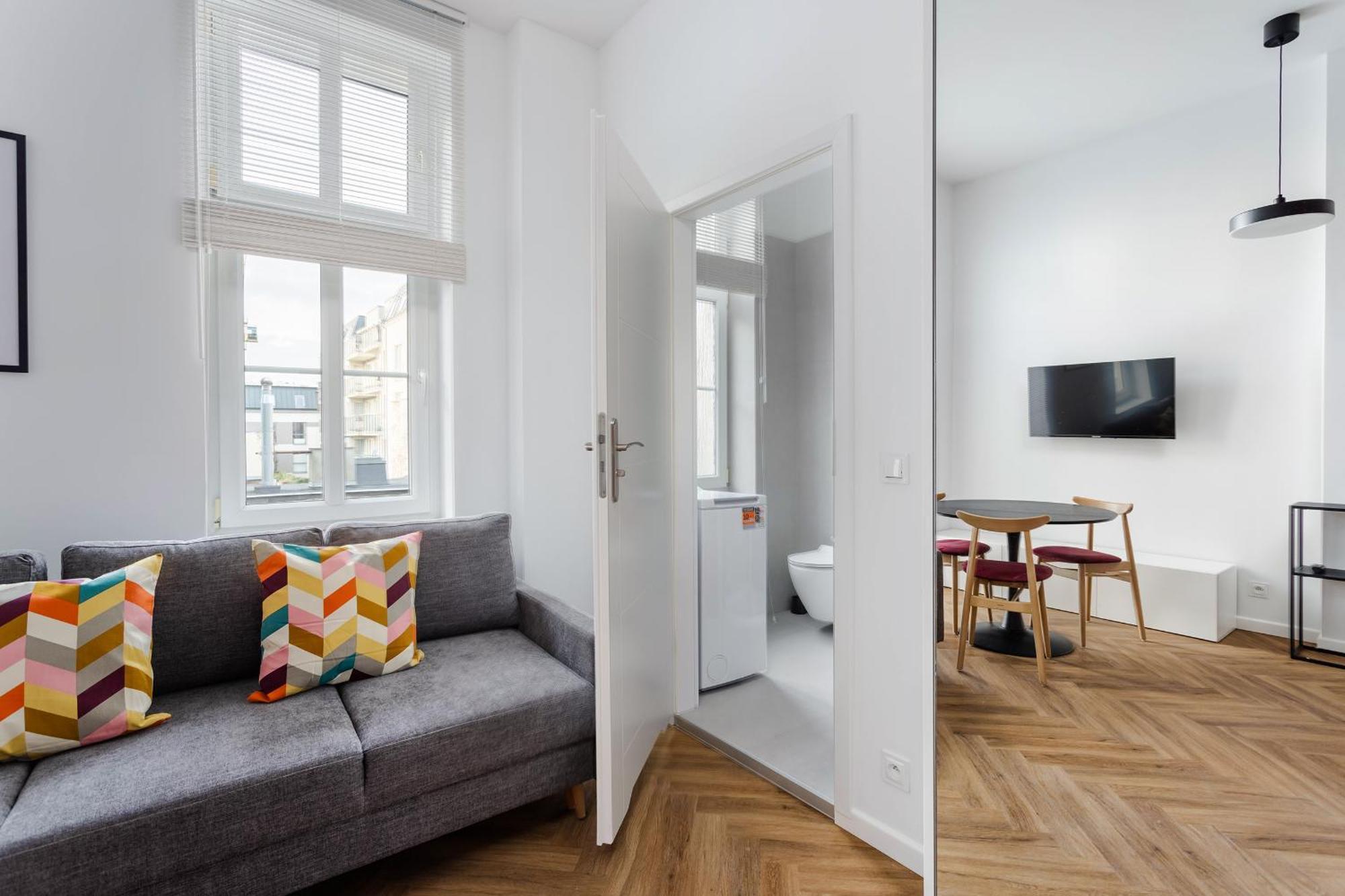 Przytulne I Komfortowe Studia Very Berry W Poznaniu By Noclegi Renters Bagian luar foto